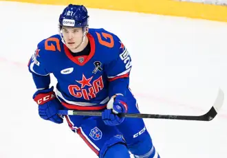 Армеец Никишин признан лучшим защитником недели в КХЛ